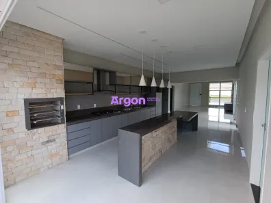 Casa com 4 Quartos à venda, 196m² no Residencial Condomínio Jardim Veneza, Senador Canedo