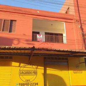 Casa com 3 Quartos para alugar, 80m² no Jardim Riviera, Cambé