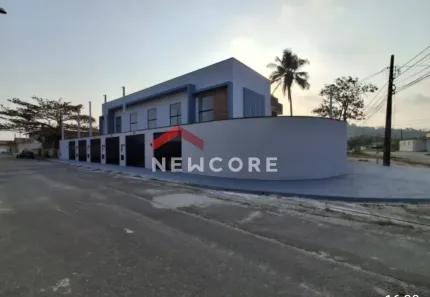 Kitnet à venda, 36m² no Estância Balneária Belmira Novaes, Peruíbe