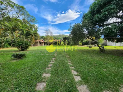 Fazenda / Sítio / Chácara com 6 Quartos à venda, 3200m² no Engenheiro Passos, Resende