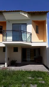 Casa com 2 Quartos para alugar, 70m² no , Araruama