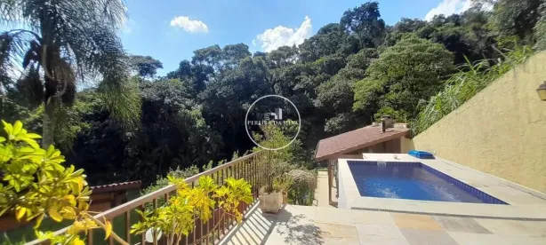 Casa de Condomínio com 3 Quartos à venda, 233m² no Chácara do Refúgio, Carapicuíba
