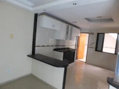 Casa com 2 Quartos para venda ou aluguel, 225m² no Centro, Nilópolis