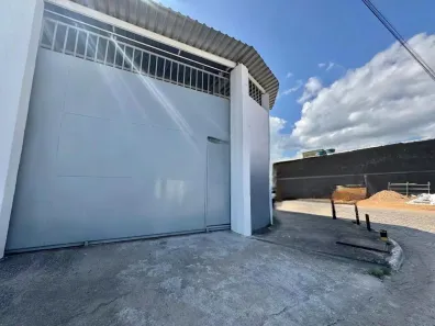 Galpão / Depósito / Armazém com 3 Quartos para alugar, 300m² no Botafogo, Macaé