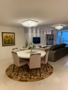 Apartamento com 4 Quartos à venda, 206m² no Meia Praia, Itapema