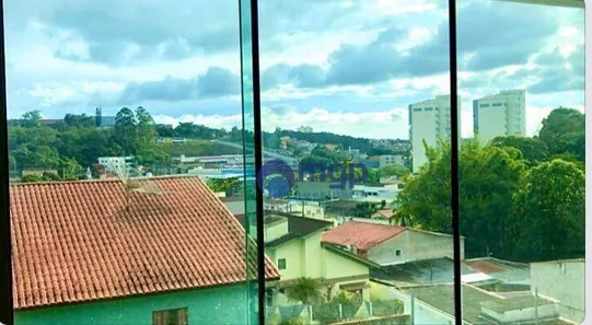 Sobrado com 5 Quartos para venda ou aluguel, 740m² no Arujá Center Ville, Arujá