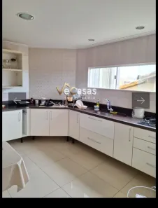 Apartamento com 3 Quartos para alugar, 105m² no Recreio, Rio das Ostras