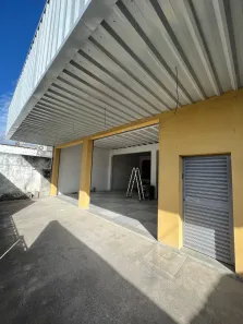 Galpão / Depósito / Armazém para alugar, 400m² no Centro, Bayeux