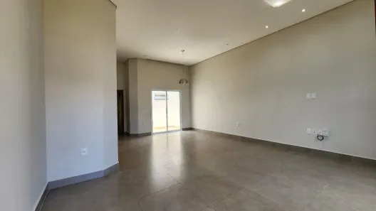 Casa de Condomínio com 3 Quartos para alugar, 165m² no Vila Guedes, Jaguariúna