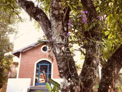 Fazenda / Sítio / Chácara com 10 Quartos para venda ou aluguel, 1300m² no Vila Zalla, Laranjal Paulista
