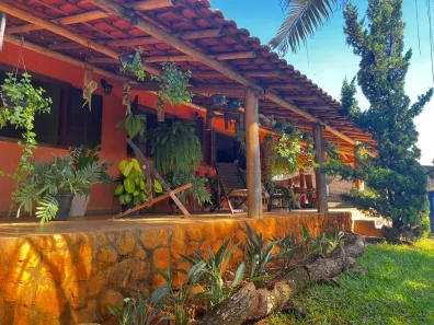 Fazenda / Sítio / Chácara com 3 Quartos à venda, 120m² no , Capim Branco