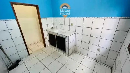 Galpão / Depósito / Armazém para alugar, 450m² no Novo Cavaleiro, Macaé