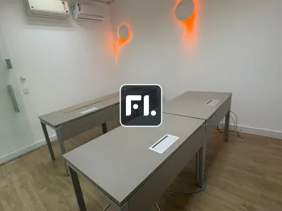 Conjunto Comercial / Sala para alugar, 135m² no Vila Cordeiro, São Paulo