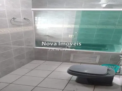 Casa com 3 Quartos para alugar, 250m² no Jardim Lindomar, Jandira