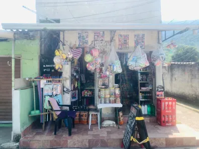 Loja / Salão / Ponto Comercial à venda, 28m² no Jardim Nazareno (Vila Inhomirim), Magé