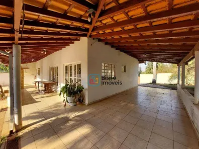 Fazenda / Sítio / Chácara com 3 Quartos à venda, 180m² no Jardim Santa Lúcia, Americana