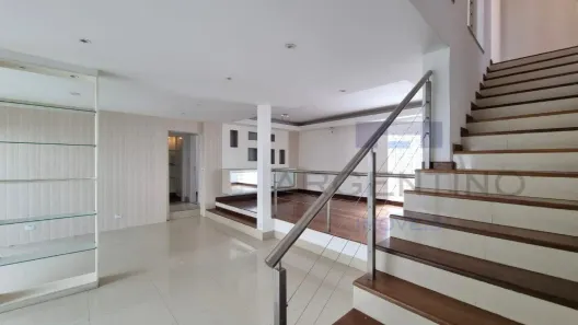 Sobrado com 4 Quartos para venda ou aluguel, 289m² no Vila Oliveira, Mogi das Cruzes