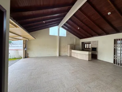 Casa com 3 Quartos para alugar, 100m² no Centro, Tijucas