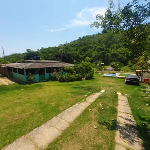 Fazenda / Sítio / Chácara com 4 Quartos à venda, 30000m² no Campo Alegre, Nova Iguaçu