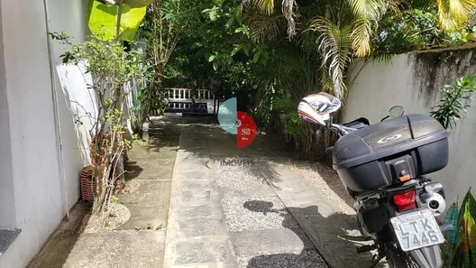 Fazenda / Sítio / Chácara com 3 Quartos à venda, 200m² no Parque Nossa Senhora da Ajuda, Guapimirim