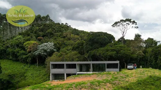 Fazenda / Sítio / Chácara com 4 Quartos à venda, 210m² no , Nova Friburgo