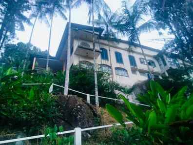 Fazenda / Sítio / Chácara com 5 Quartos à venda, 500m² no , Resende