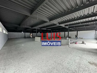 Galpão / Depósito / Armazém à venda, 1800m² no Piratininga, Niterói
