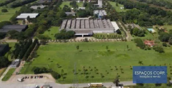 Galpão / Depósito / Armazém à venda, 2500m² no Parque Embaixador, Resende