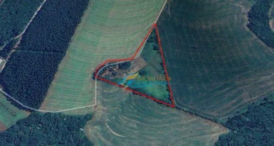 Fazenda / Sítio / Chácara com 3 Quartos à venda, 190m² no Centralito, Cascavel