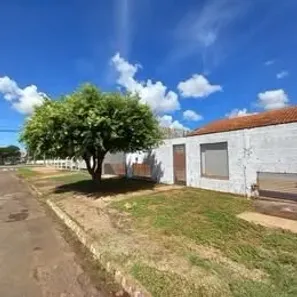 Casa com 2 Quartos à venda, 144m² no Vila Duque de Caxias, Campo Grande