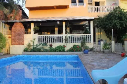 Sobrado com 3 Quartos à venda, 300m² no Centro, Ibiporã