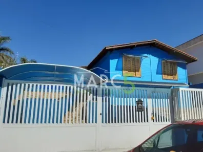 Casa de Condomínio com 2 Quartos à venda, 219m² no Arujá Country Club, Itaquaquecetuba