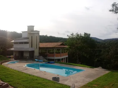 Fazenda / Sítio / Chácara com 2 Quartos à venda, 20000m² no Bela Vista, Santa Luzia