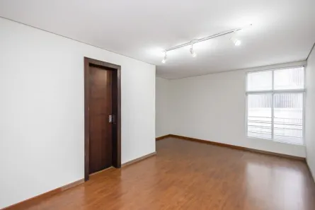 Conjunto Comercial / Sala para alugar, 120m² no Bigorrilho, Curitiba