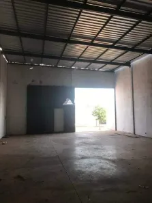 Galpão / Depósito / Armazém à venda, 200m² no Jardim Espanha, Uberaba