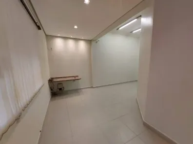 Loja / Salão / Ponto Comercial para alugar, 250m² no Centro, Marília