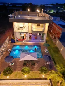 Casa de Condomínio com 5 Quartos à venda, 1000m² no Centro, Corumbá de Goiás
