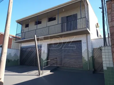 Conjunto Comercial / Sala com 3 Quartos à venda, 247m² no Centro, Araraquara