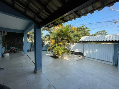Casa com 3 Quartos à venda, 600m² no Pontinha, Araruama