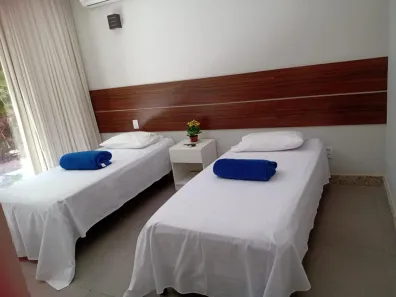 Casa de Condomínio com 4 Quartos à venda, 300m² no Itacimirim (Monte Gordo), Camaçari