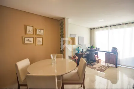 Sobrado com 3 Quartos à venda, 104m² no Jardim Patricia, Quatro Barras