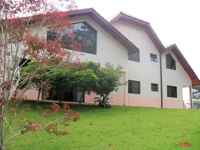 Fazenda / Sítio / Chácara com 5 Quartos para alugar, 640m² no Jardim São Miguel, Cotia