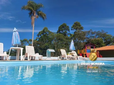 Fazenda / Sítio / Chácara com 4 Quartos à venda, 1000m² no , Nazaré Paulista