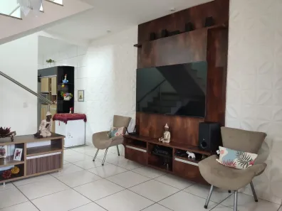 Sobrado com 3 Quartos à venda, 113m² no Alvorada, Sete Lagoas