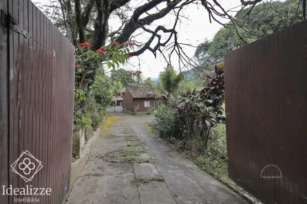 Fazenda / Sítio / Chácara com 5 Quartos à venda, 197m² no Loteamento São Sebastião, Barra Mansa