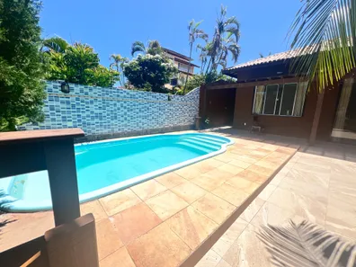 Casa com 4 Quartos para venda ou aluguel, 220m² no Buraquinho, Lauro de Freitas