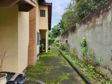 Fazenda / Sítio / Chácara com 3 Quartos à venda, 219m² no Vila Velha, Caçapava