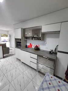Casa com 4 Quartos à venda, 220m² no da Lagoa, Itapecerica da Serra