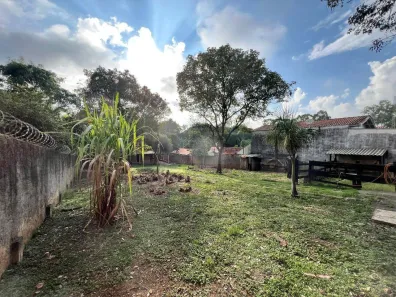 Fazenda / Sítio / Chácara com 3 Quartos à venda, 200m² no Estância Lago Azul (Ártemis), Piracicaba