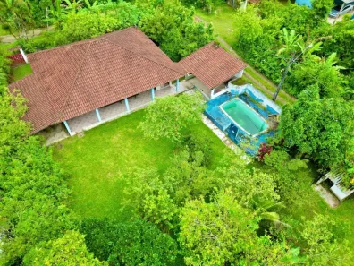 Fazenda / Sítio / Chácara com 3 Quartos à venda, 1232m² no Jardim Aguapeu, Itanhaém